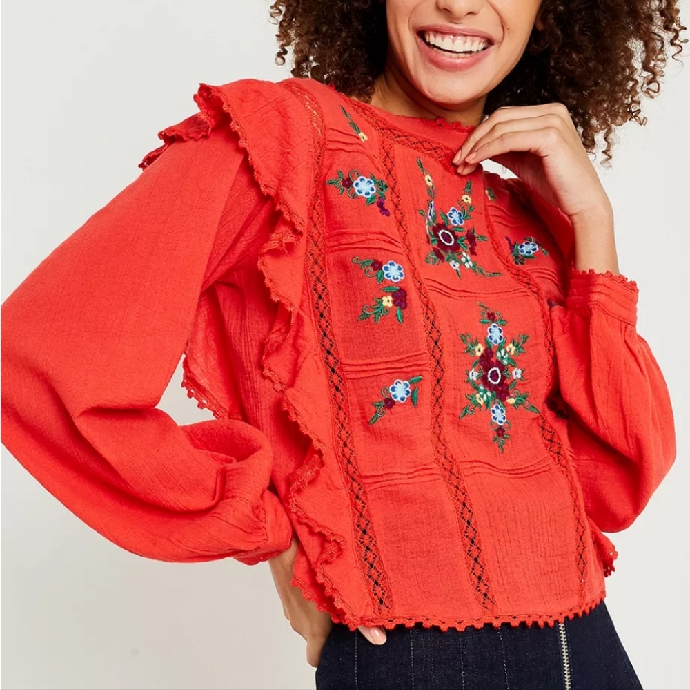 Free People Amy Red Embroidered Floral Ruffle Sleeve Blouse Sz S Cotton